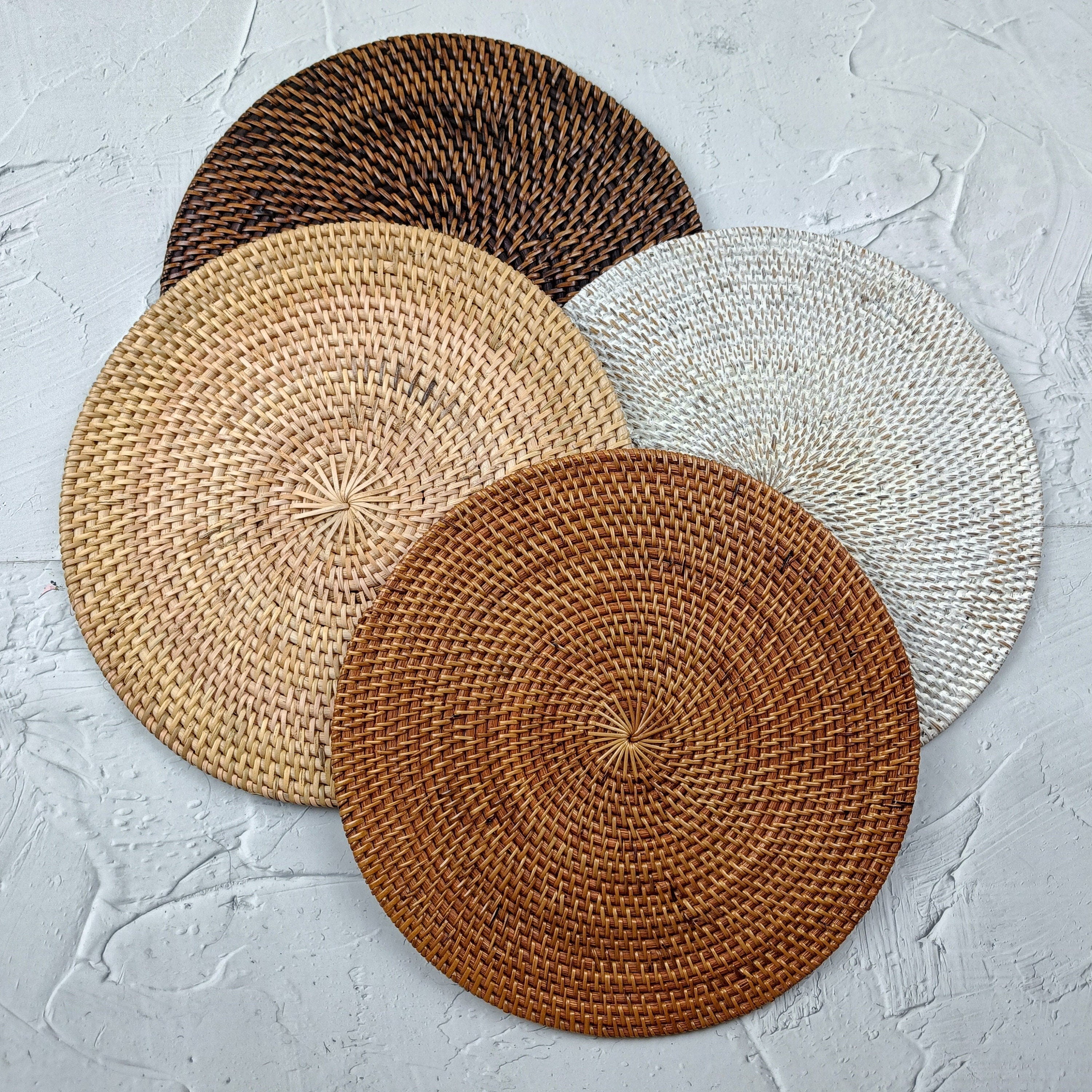 Handcrafted Round Rattan Placemats, Rattan Coaster, Straw Serving Placemats, Farmhouse Decoration, Boho Table Decor - 4 Colors Option