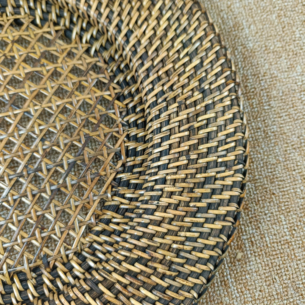 Set of 3 Dark Brown Rattan Charger Plates - 33cm Natural Handwoven Placemats with Side-Direction Weave Edges