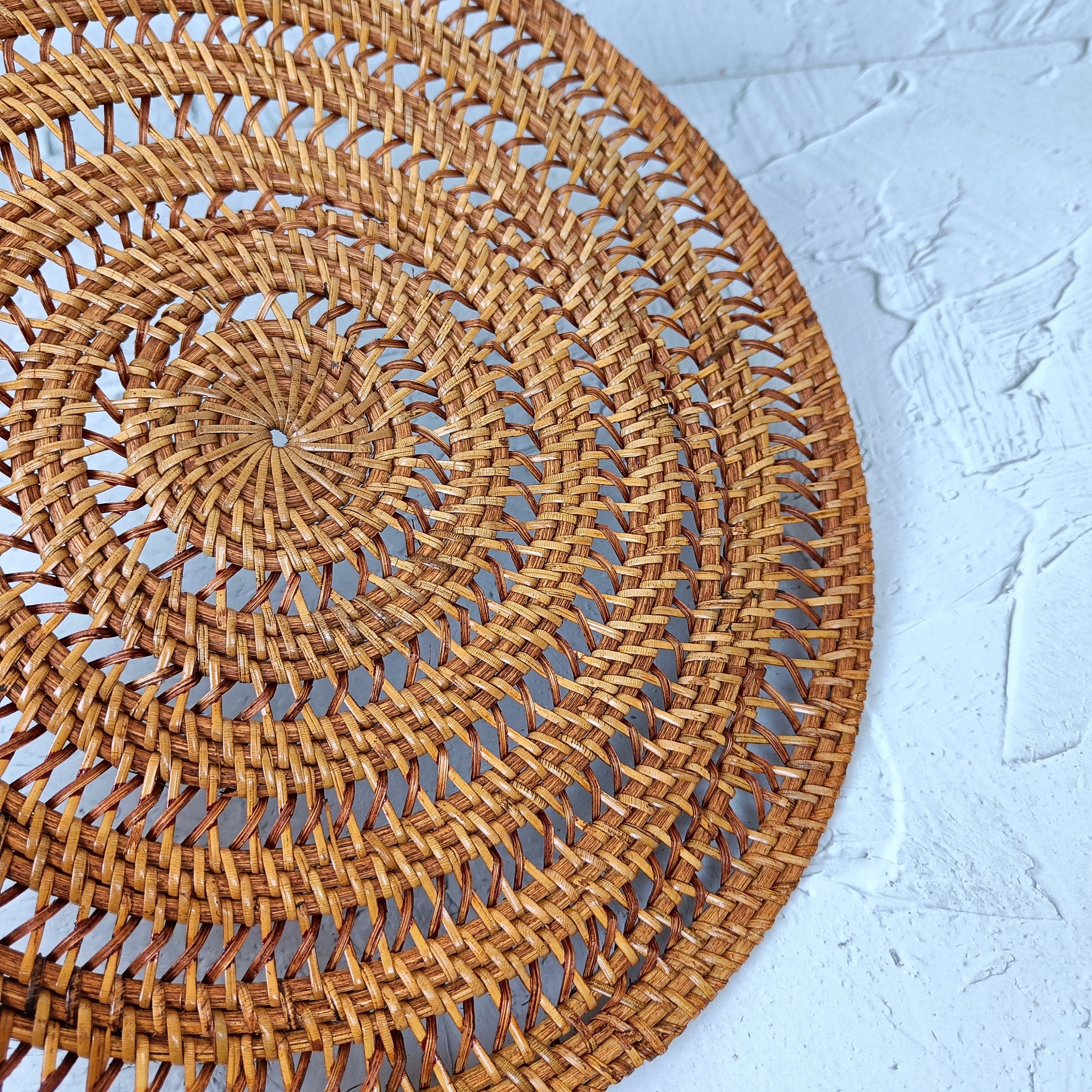 Set of 4 Honey Brown Spiral Round Rattan Placemats, Bohemian Placemats With Mesh Pattern, Home Decor Ideas