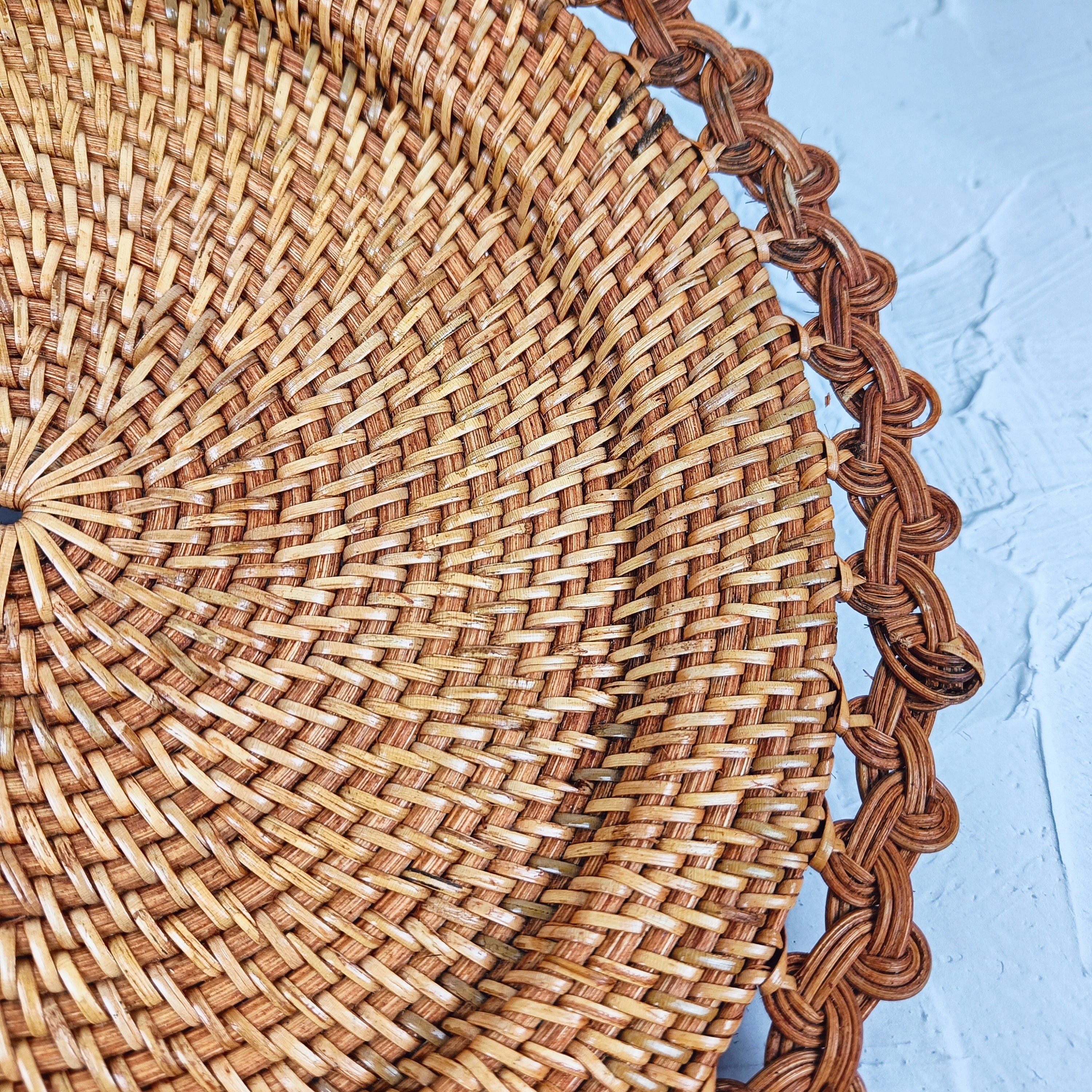Rattan Charger Plate With Unique Side Weave Pattern