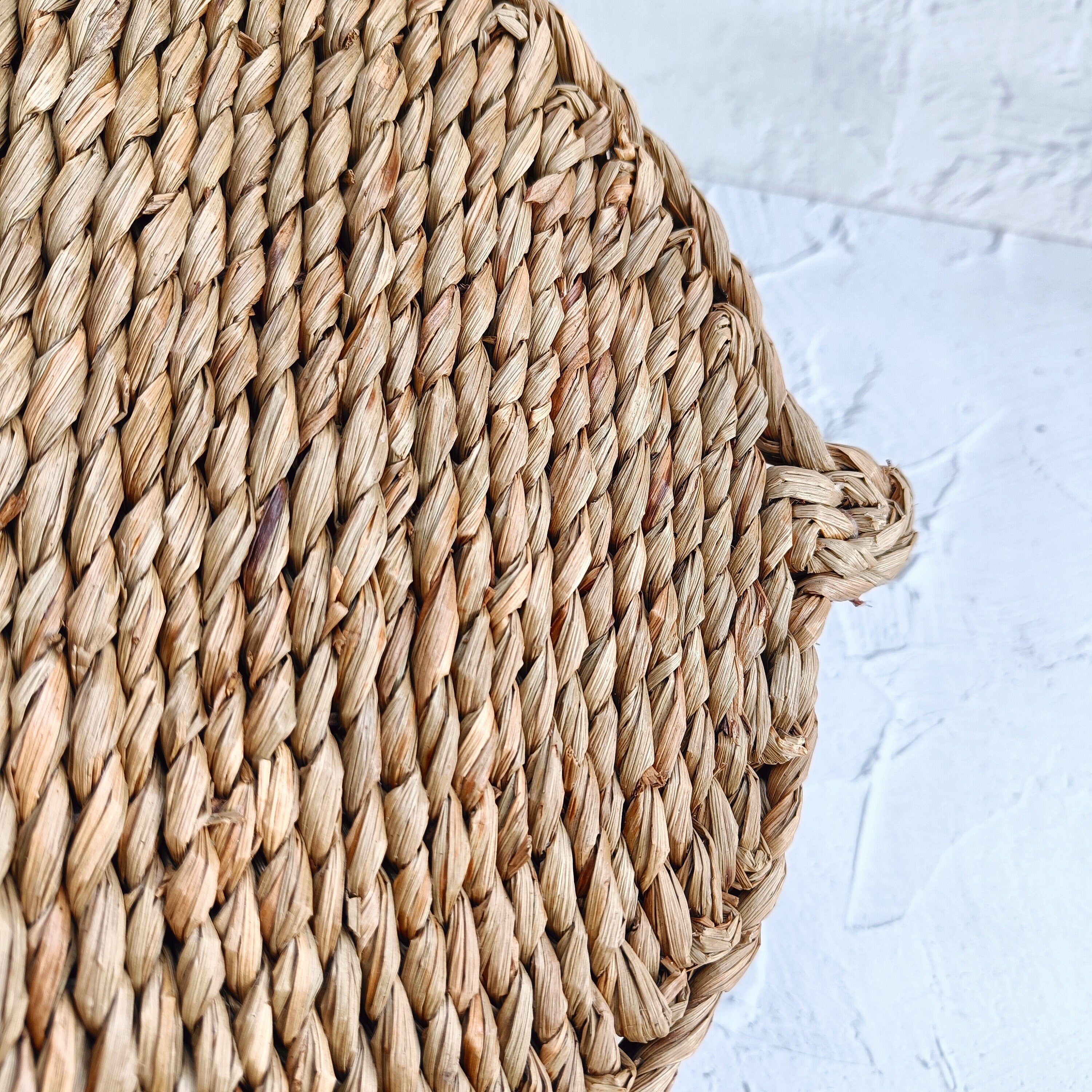 Mendong Leaf Style Placemat Set, Farmhouse Decor Ideas, Stylish Dining Table Decor, Natural Wall Basket & Hanging Wall Decor