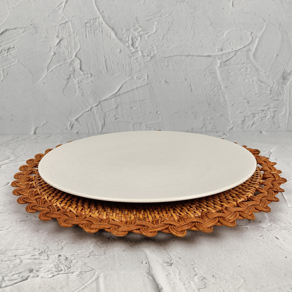 Rattan Charger Plate With Unique Side Weave Pattern