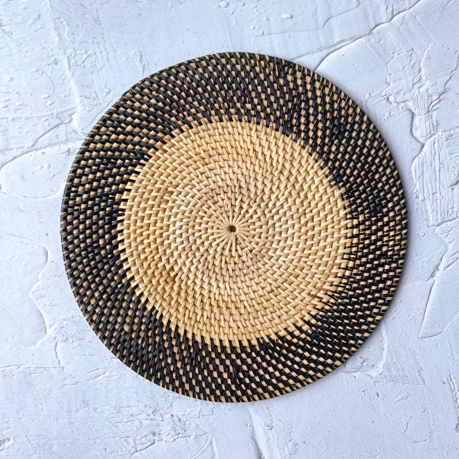 Two Tone Wicker Black and Natural Round Rattan Placemats | Rattan Coaster | Farmhouse Decoration | Boho Table Decor