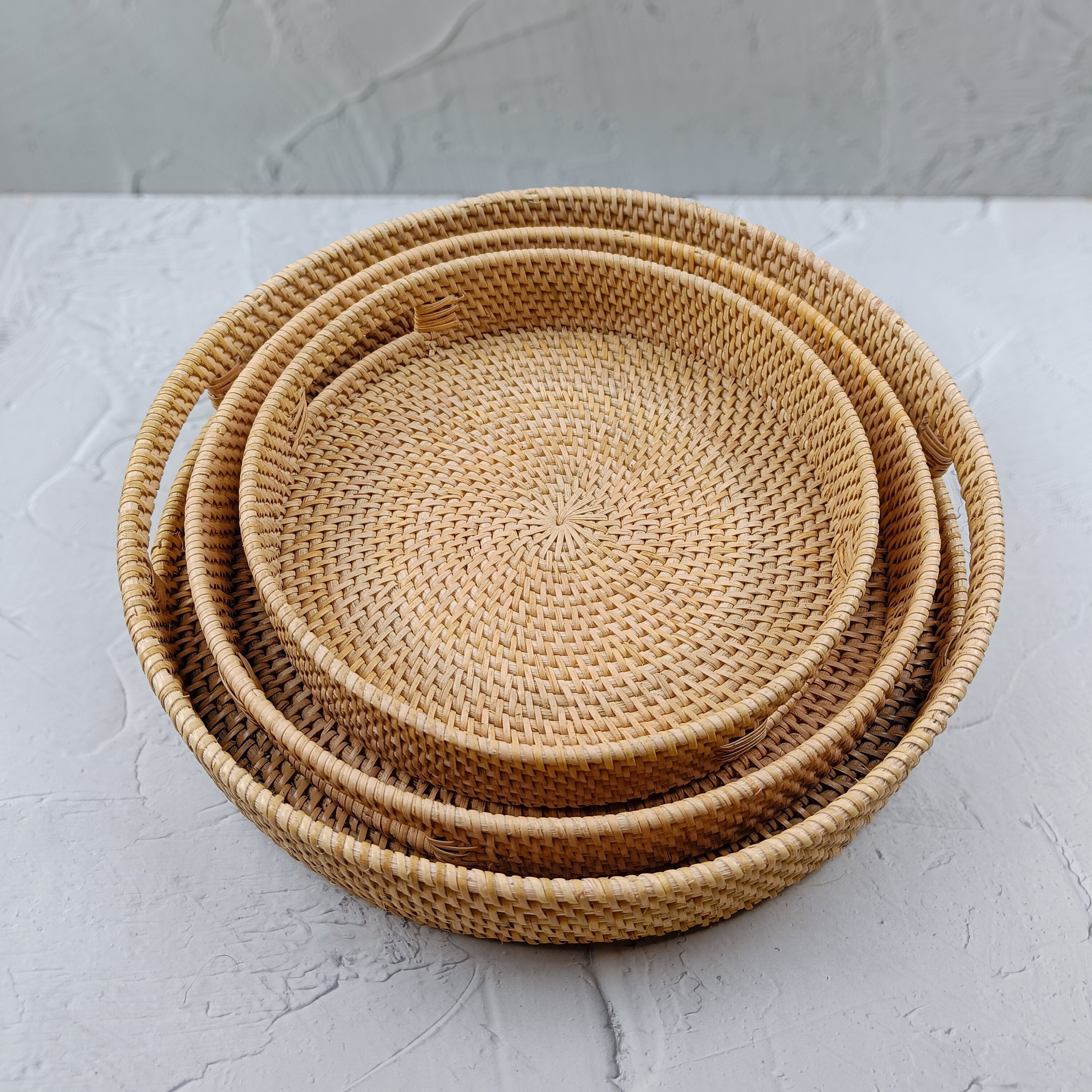 Handmade Natural Beige Rattan Tray with Insert Handles – Versatile Round Trays for Any Occasion – Available in 3 Sizes