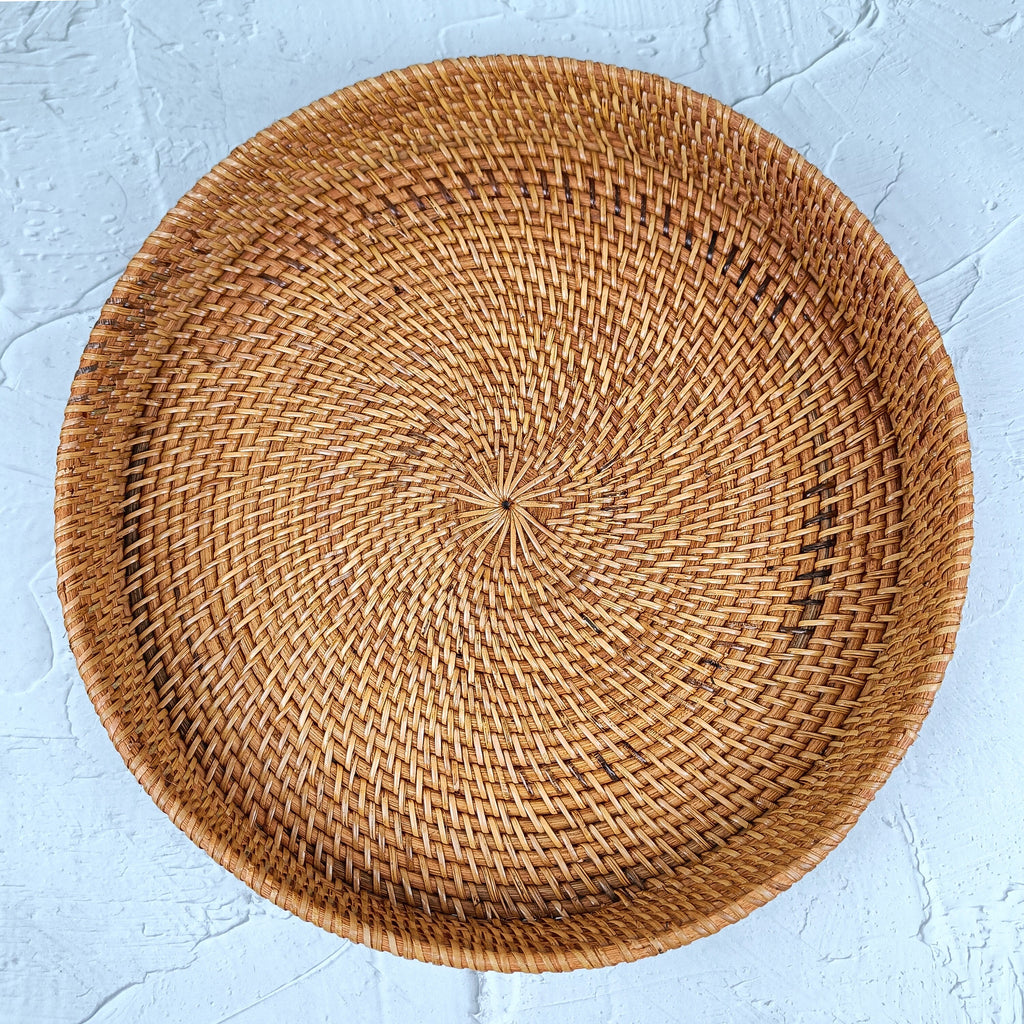 Brown Round Rattan tray, Handmade Handle Less Wicker Rattan Tray Set