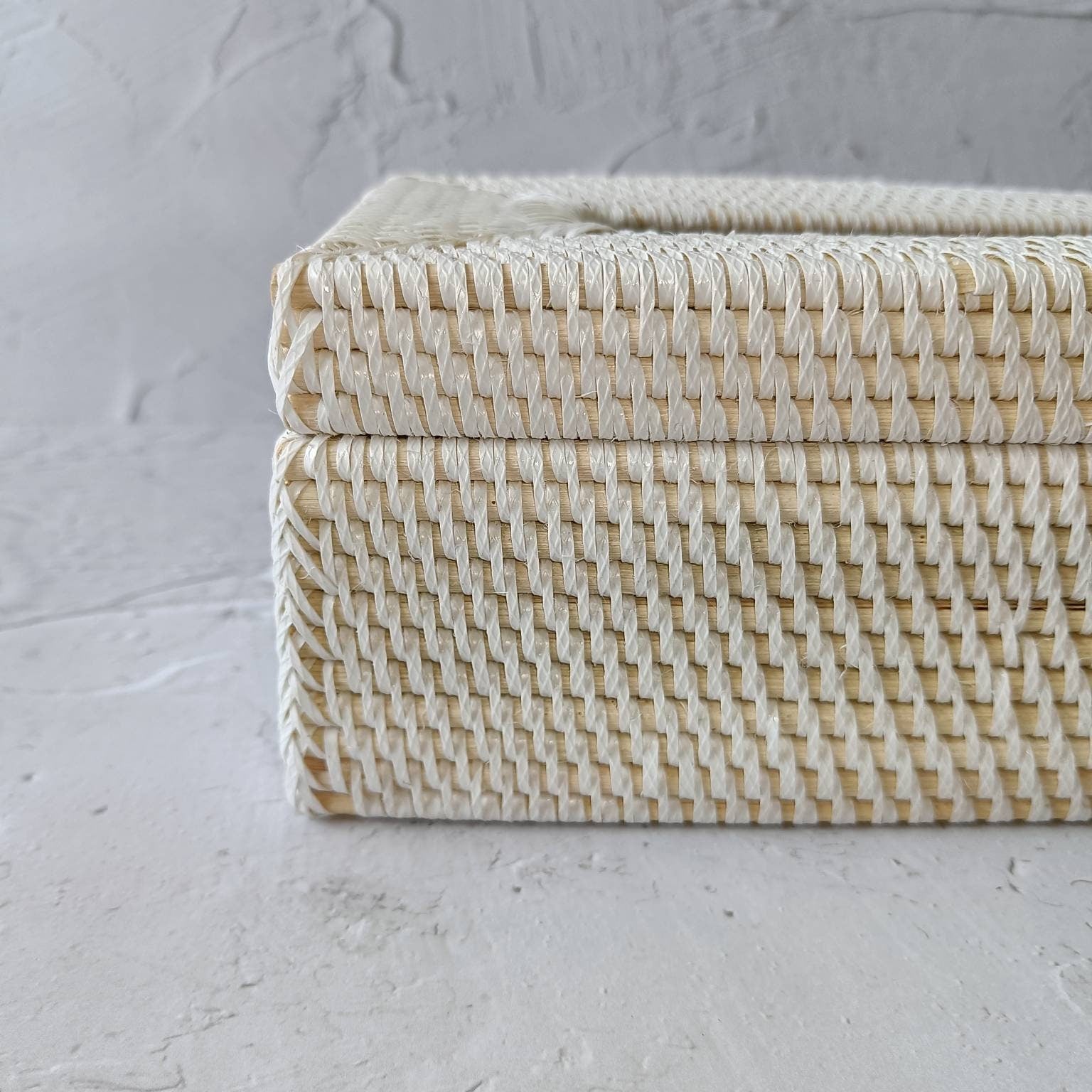 Handmade Rectangular White Rattan Tissue Box Cover, Natural Table Decor, Bathroom Decoration