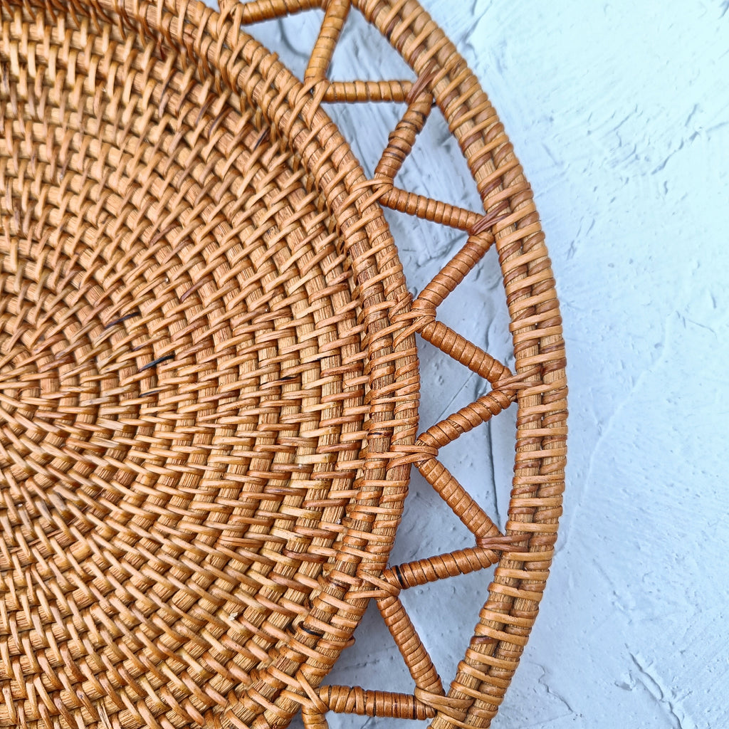 ROKA Rattan Charger Plates, Decorative Plate Set for Table Decor, Wedding Centerpieces and Decoration
