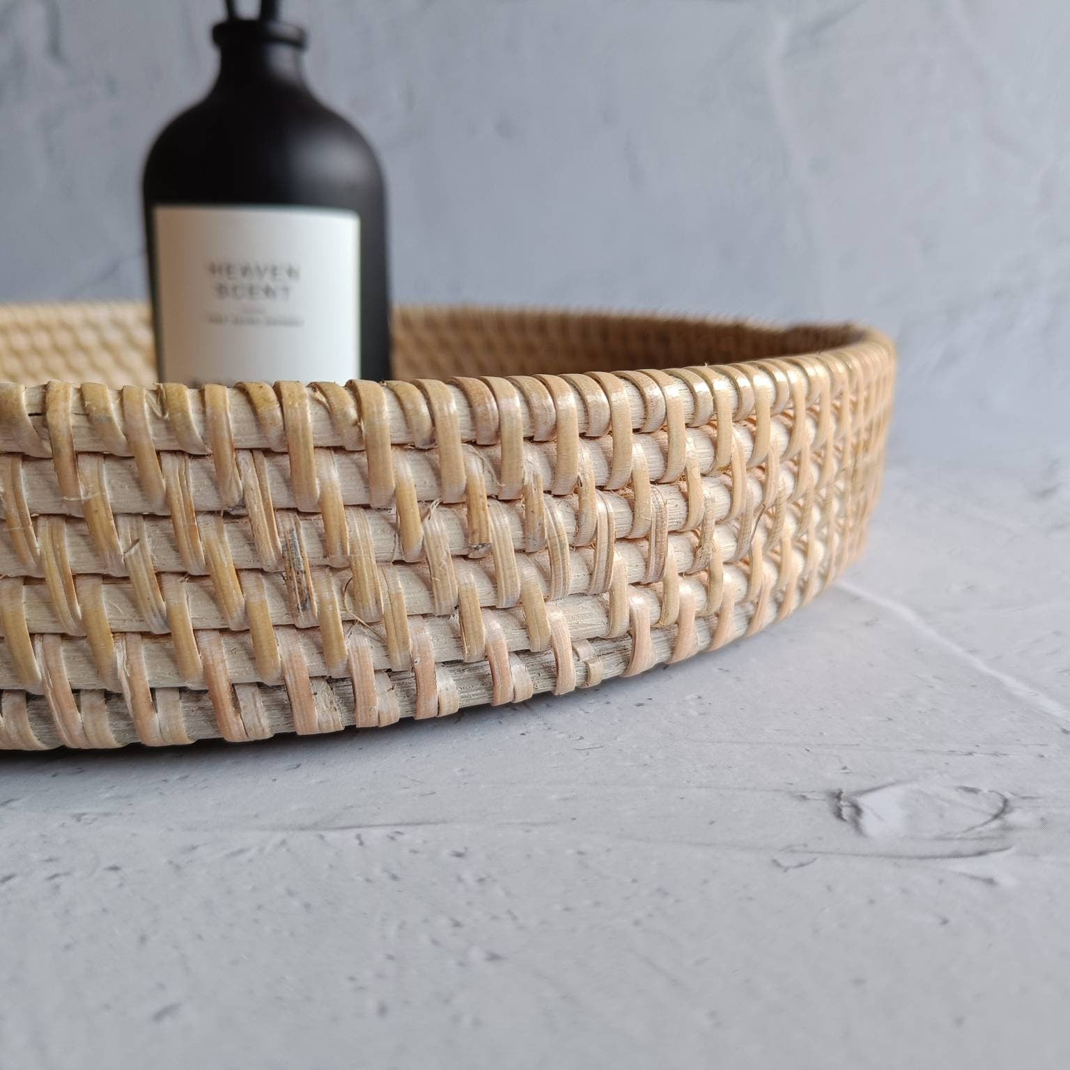 White Woven Round Rattan Tray, Coffee Table Tray, Round Boho Serving Tray for Table, Straw Serving Tray