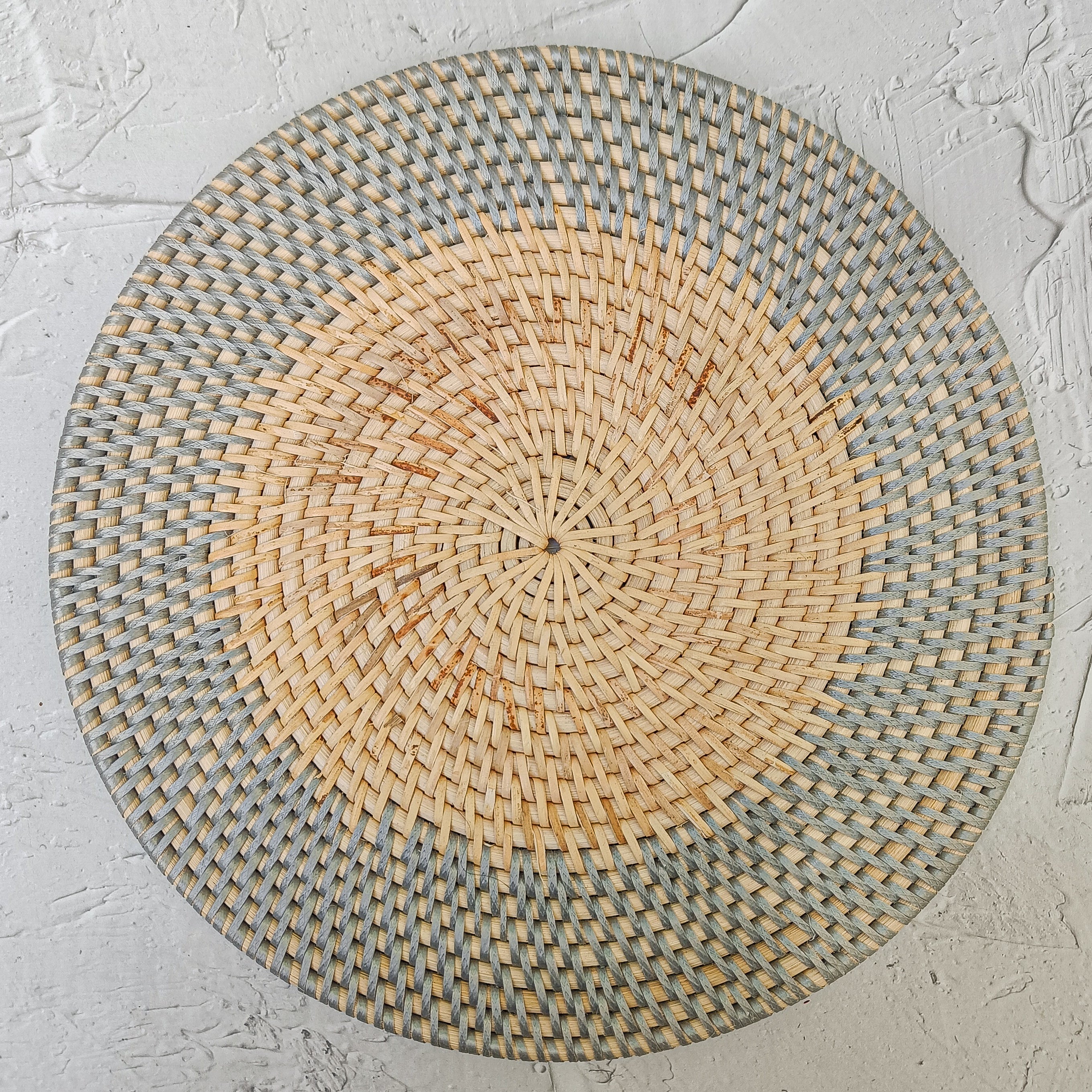 Rattan Placemat Set of 4 · Two Tone Round Handwoven Table Mat · Natural & Grey · Boho Artisan Lombok